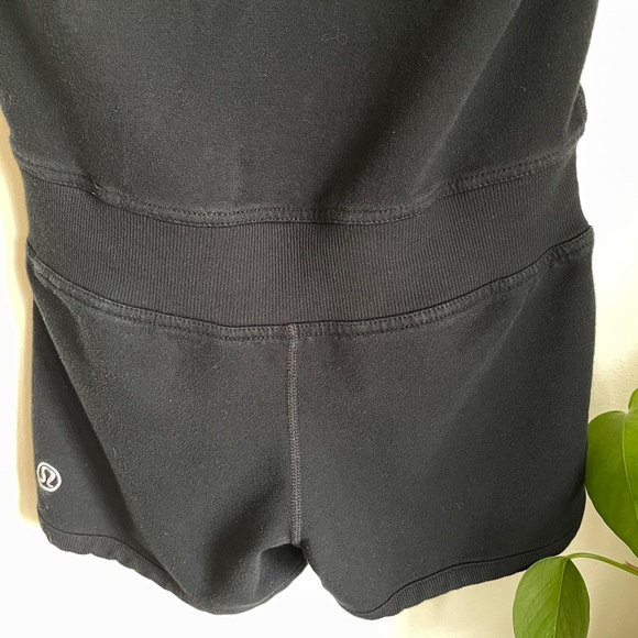 LULULEMON RARE Work It One Piece French Terry Hooded Romper Black 2 Jumpsuit - Picture 9 of 12